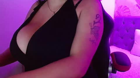 viioleta online show from 3, 2, 2025