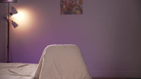 vika54784 online show from 13, 11, 2025