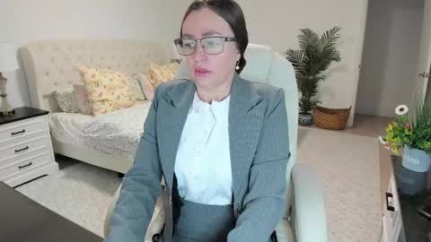 Ukrainian-woman online show from 19, 3, 2026