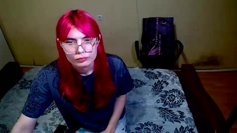Snapshot of vika_sirnik chatting on 17, 11, 2025 Lizochka1337 online show from 17, 11, 2025
