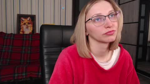 Snapshot of vikaericka chatting on 13, 5, 2026 Vika online show from 13, 5, 2026