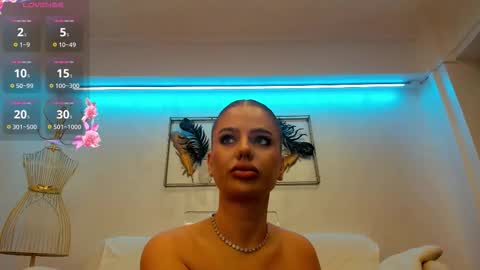 Snapshot of vikafever chatting on 26, 10, 2025 vikafever online show from 26, 10, 2025