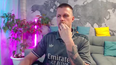 Snapshot of vikingchrisss chatting on 6, 6, 2026 vikingchrisss online show from 6, 6, 2026