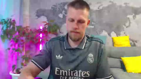 Snapshot of vikingchrisss chatting on 7, 6, 2026 vikingchrisss online show from 7, 6, 2026