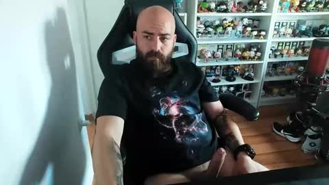 Snapshot of vikingcock__ chatting on 15, 5, 2026 vikingc0ck online show from 15, 5, 2026