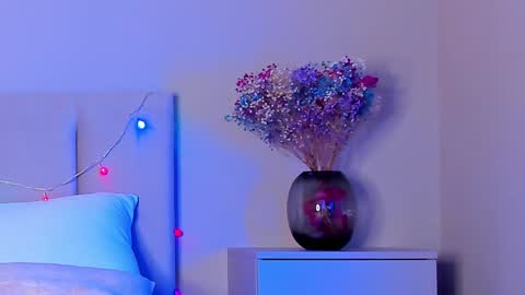 VIKKI online show from 18, 1, 2025