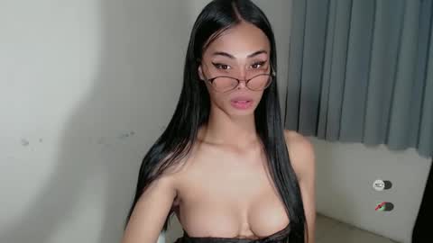 vikkylustfull online show from 30, 1, 2025