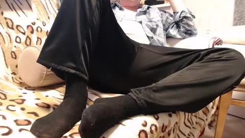 Snapshot of viknik16cm chatting on 2, 12, 2024 viknik16cm online show from 2, 12, 2024