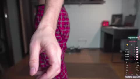 Snapshot of viktor_secret chatting on 26, 11, 2025 fansly VITEKsecret online show from 26, 11, 2025