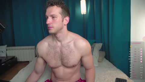 Snapshot of viktor_secret chatting on 28, 11, 2025 fansly VITEKsecret online show from 28, 11, 2025