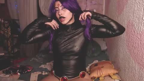 Snapshot of viktoria_heart chatting on 31, 10, 2025 viktoria_heart online show from 31, 10, 2025