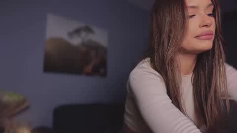 Snapshot of viktoria_www chatting on 5, 12, 2025 Viktoria www online show from 5, 12, 2025