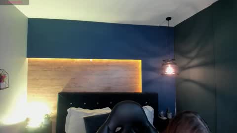 Victoria online show from 28, 10, 2025