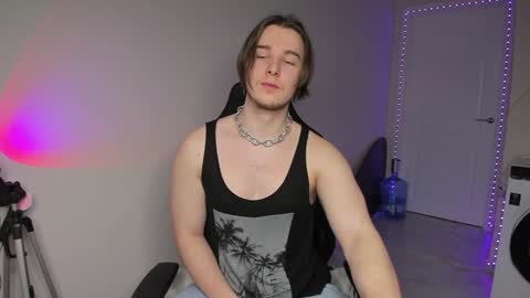 Snapshot of vincent__strong chatting on 6, 12, 2024 Vincent Strong online show from 6, 12, 2024