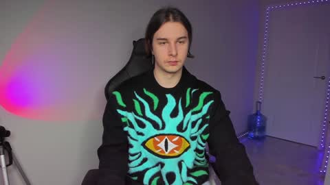 Snapshot of vincent__strong chatting on 16, 12, 2024 Vincent Strong online show from 16, 12, 2024