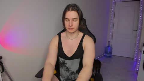 Snapshot of vincent__strong chatting on 10, 1, 2025 Vincent Strong online show from 10, 1, 2025