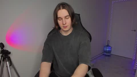 Snapshot of vincent__strong chatting on 15, 1, 2025 Vincent Strong online show from 15, 1, 2025