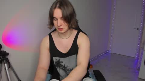 Snapshot of vincent__strong chatting on 29, 1, 2025 Vincent Strong online show from 29, 1, 2025