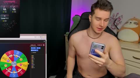 Snapshot of vincent__strong chatting on 22, 11, 2025 Vincent Strong online show from 22, 11, 2025