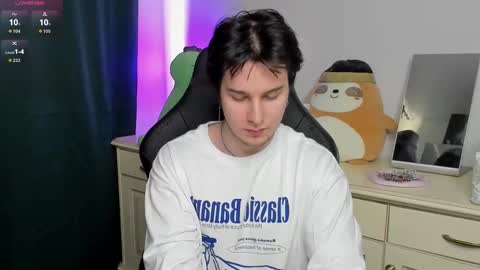 Snapshot of vincent__strong chatting on 15, 3, 2026 Vincent Strong online show from 15, 3, 2026