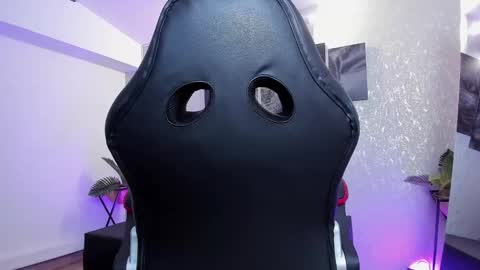 Vincent online show from 8, 10, 2025