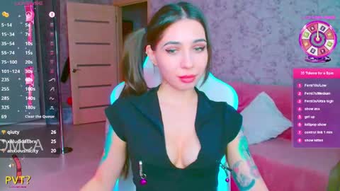 Snapshot of vinkiepinkie chatting on 29, 4, 2026 Vinkiepinkie online show from 29, 4, 2026