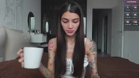 Snapshot of vinkitinkii chatting on 2, 11, 2025 vinkitinkii online show from 2, 11, 2025