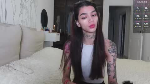 Snapshot of vinkitinkii chatting on 16, 11, 2025 vinkitinkii online show from 16, 11, 2025