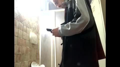 Zenith online show from 20, 2, 2025