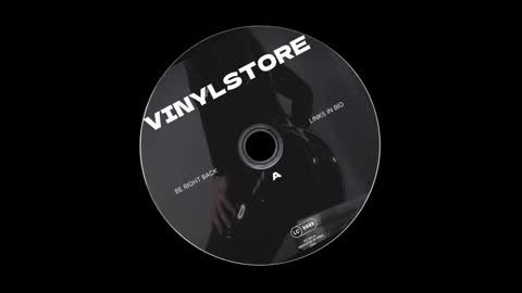 Snapshot of vinylstore chatting on 15, 2, 2025 Diva Silvia online show from 15, 2, 2025
