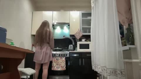 Snapshot of viola_1 chatting on 18, 12, 2024 Funny girl online show from 18, 12, 2024