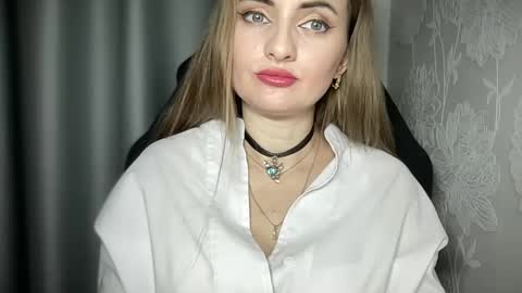 Snapshot of viola_1 chatting on 29, 12, 2024 Funny girl online show from 29, 12, 2024
