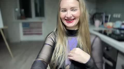 Snapshot of viola_1 chatting on 24, 1, 2025 Funny girl online show from 24, 1, 2025