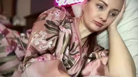 Snapshot of viola_1 chatting on 17, 2, 2025 Funny girl online show from 17, 2, 2025