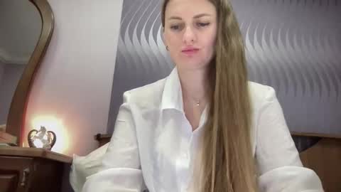 Snapshot of viola_1 chatting on 14, 9, 2025 Funny girl online show from 14, 9, 2025