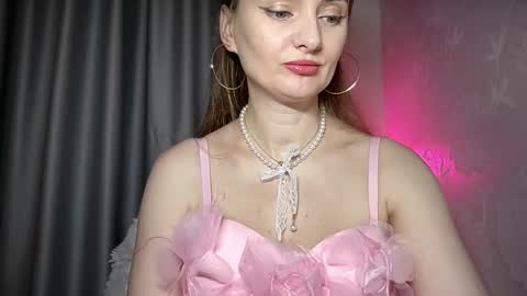 Funny  girl online show from 26, 11, 2025