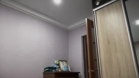 Funny  girl online show from 9, 1, 2026