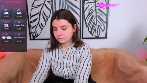 Snapshot of viola__shy chatting on 25, 1, 2025 Viola online show from 25, 1, 2025