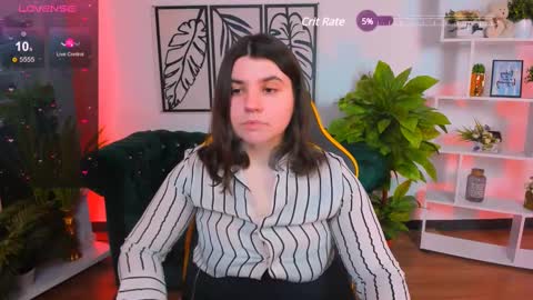 Snapshot of viola__shy chatting on 8, 3, 2025 Viola online show from 8, 3, 2025