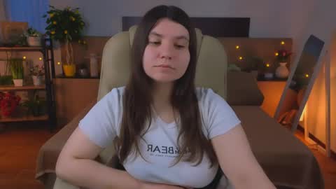 Snapshot of viola__shy chatting on 29, 5, 2026 Viola online show from 29, 5, 2026