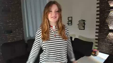 Viola but friends call me Sisi online show from 27, 6, 2026