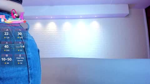 Violett  Everyday From 0530 to 1430 Col Time online show from 16, 12, 2025