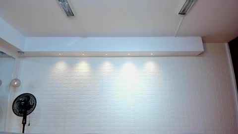 Violett  Everyday From 0530 to 1430 Col Time online show from 11, 1, 2026