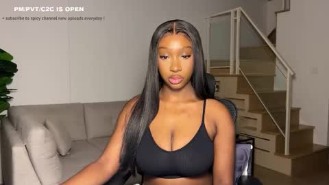 Snapshot of violet6xft chatting on 16, 12, 2025 Fantasy Black Girl online show from 16, 12, 2025