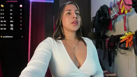 Snapshot of violet_bdsmx chatting on 19, 7, 2026 Kim online show from 19, 7, 2026