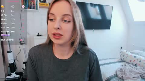 Violet online show from 20, 4, 2026