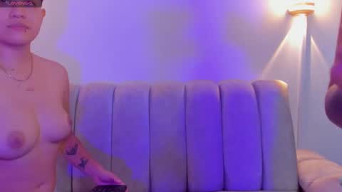 Violet and Casper online show from 25, 9, 2025