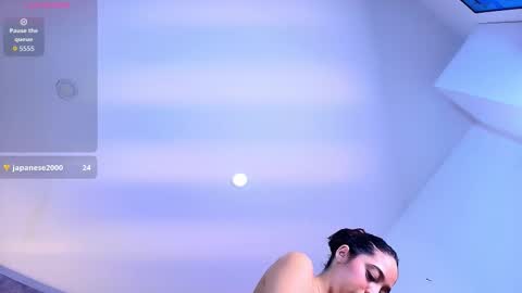 Snapshot of violet_giraldo chatting on 21, 11, 2025 violet_giraldo online show from 21, 11, 2025