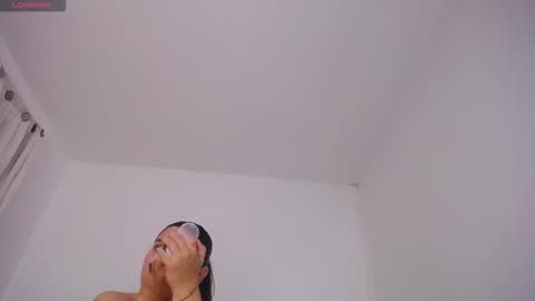 Snapshot of violet_giraldo chatting on 8, 2, 2026 violet_giraldo online show from 8, 2, 2026