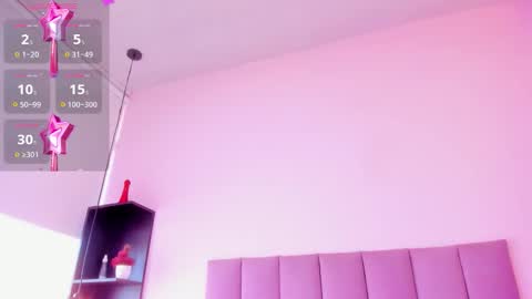 Snapshot of violet_myerrs chatting on 18, 10, 2025 violet online show from 18, 10, 2025